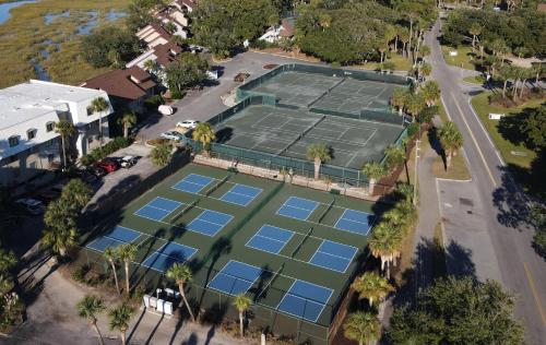 an overhead view of a tennis court at 385 Wahoo Drive in Fripp Island