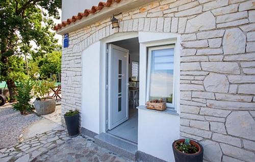 Nice Apartment In Labin With Wifi