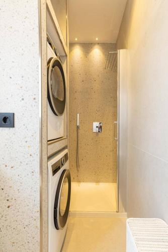 Deluxe 2 Bedroom Apartment