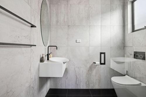 Fotografie z fotogalerie ubytování The Modern Comfort Home v destinaci Broadview