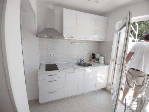 Dapur atau dapur kecil di Apartment with nice terrace in Crikvenica