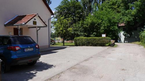 Kisviza Vendégház 6500 Baja, Március 15. sétány 20. kép - 3