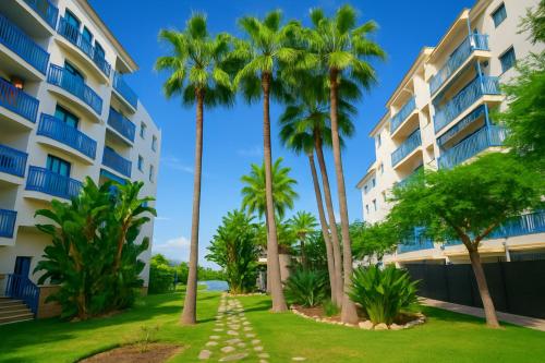 Apartment Las Brisas-Coastal Retreat by the Beach