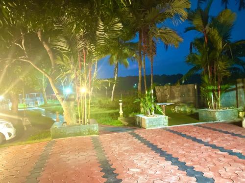 Kolam renang di atau dekat dengan Lake villa TVM