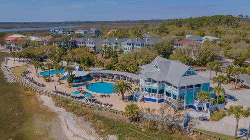an aerial view of a resort with a swimming pool at 368 Wahoo Dr in Fripp Island