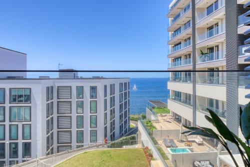 Funchal Acqua Blue 5L, a Home in Madeira