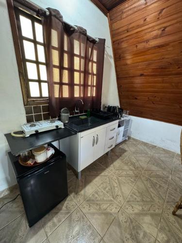 Dapur atau dapur kecil di Cabana Romance