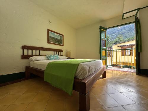 Gallery image of Hotel Vegas Del Rio Támesis in Támesis