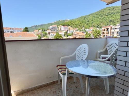 Vue générale sur la montagne ou vue sur la montagne depuis l'appartement