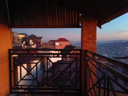 Gambar di galeri bagi Un petit paradis di Manakambahiny
