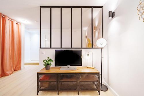 Joli studio avec verrière