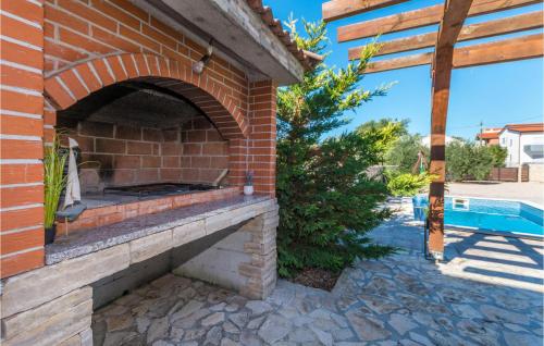Stunning Home In Biograd Na Moru
