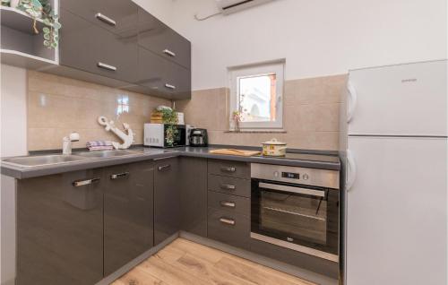 Stunning Home In Biograd Na Moru