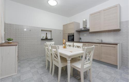 Stunning Home In Zadar