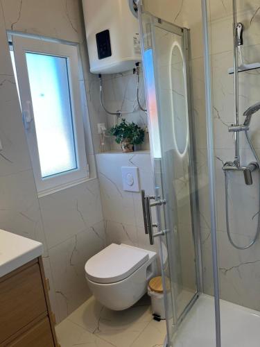 Apartments by the sea Seget Vranjica, Trogir - 975