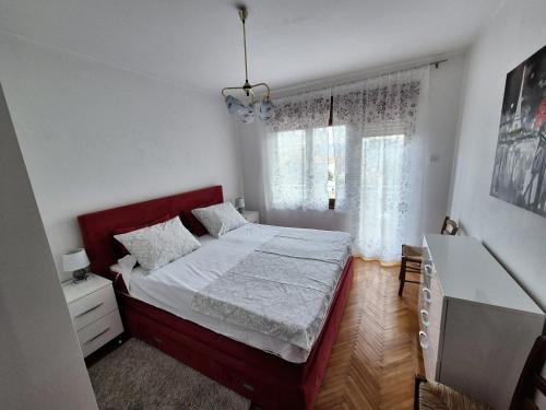 Posteľ alebo postele v izbe v ubytovaní Apartment Novi Vinodolski 2423a