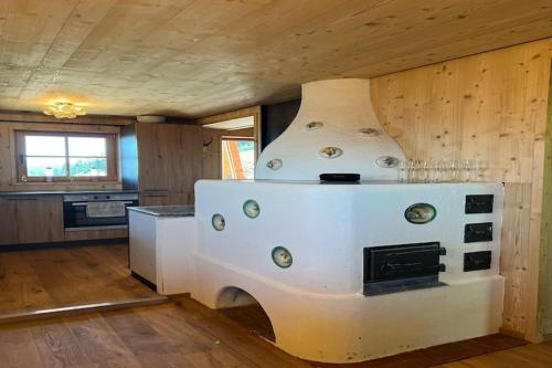 Dapur atau dapur kecil di Panoramic hut in the ski area
