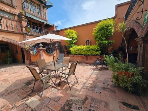 Un patio o zona al aire libre en Meson de San Andres