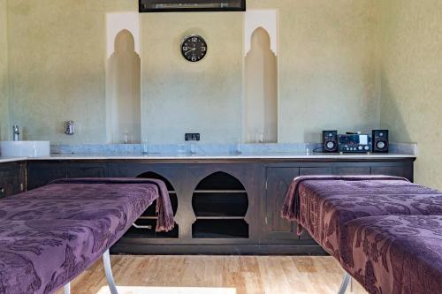 Posezení v ubytování One of a Kind Villa - Private Pool, WiFi, Hammam