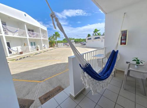 Ein Balkon oder eine Terrasse in der Unterkunft Nautilus by La Jamaca Hotels-Downtown La Parguera