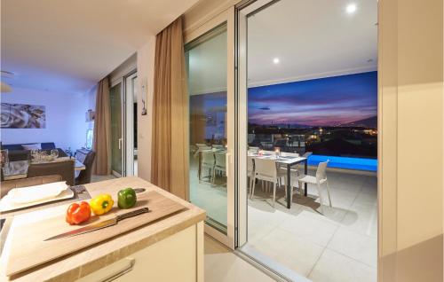 Beautiful Home In Trogir With Sauna