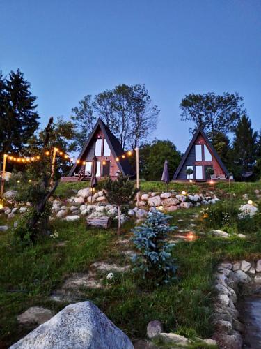Aed väljaspool majutusasutust Zibran Cabane