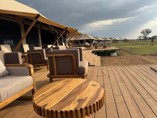 Gallery image of Dove Serengeti Luxury Camp in Serengeti National Park