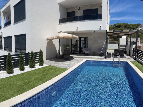 Villa Ocean View2,Vollausstattung,Pool,Meerblick,Top-Lage
