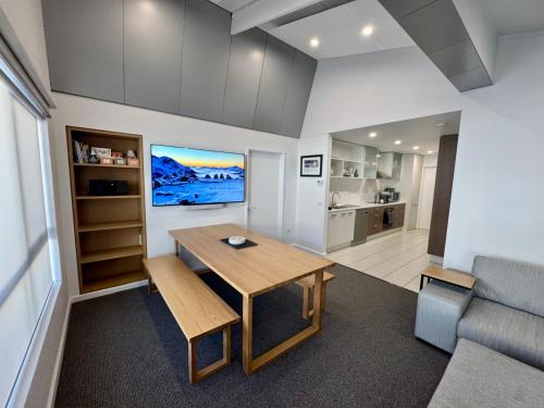 Kuchyň nebo kuchyňský kout v ubytování Altitude Apartments