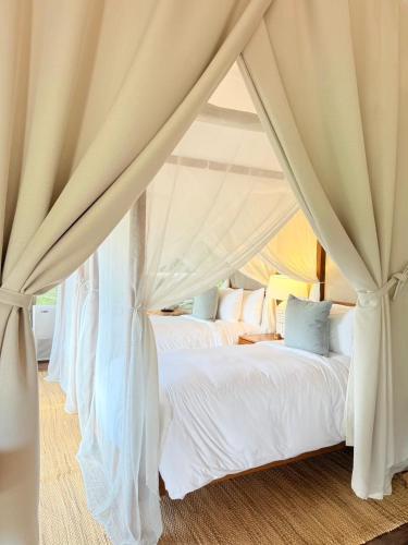 Tantawan Tented Campにあるベッド