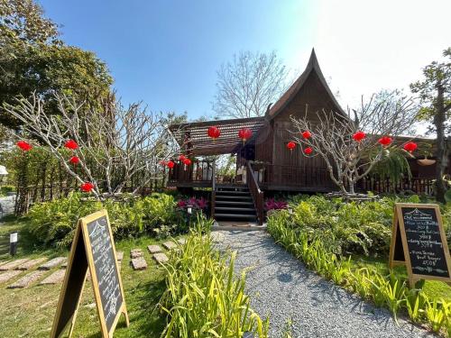 Tantawan Tented Campにある庭