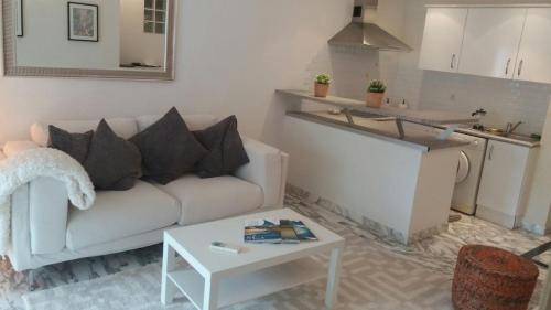 Baquis
