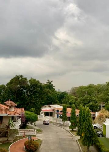 El barrio de los alrededores o un barrio cerca de este apartamento