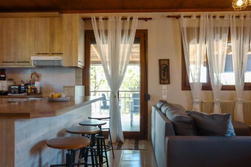 Dapur atau dapur kecil di "2steps from the BEACH"