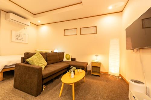 Komei Hotel/5min to station/Direct access to Narita and Haneda/Asakusa/Sky tree