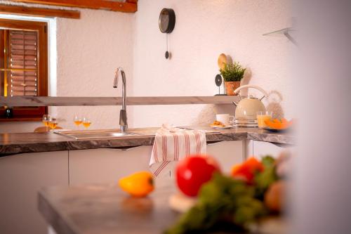 Villa Marea - Old Town Retreat photo 3