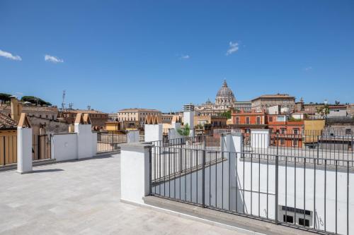 iFlat Scenic Penthouse with Terrace near Vatican