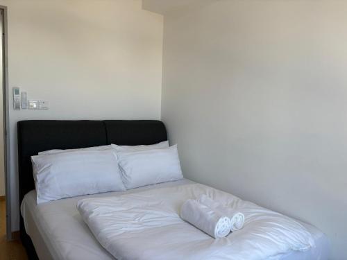 Maya Bay Residences at Gamuda Cove, Next to SplashManiaにあるベッド