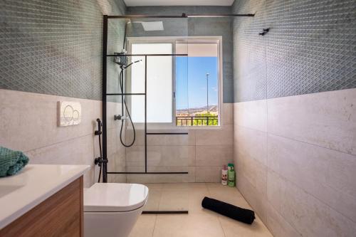 FAMILY HOME WITH POOL AND SEA VIEW by LoveTenerife