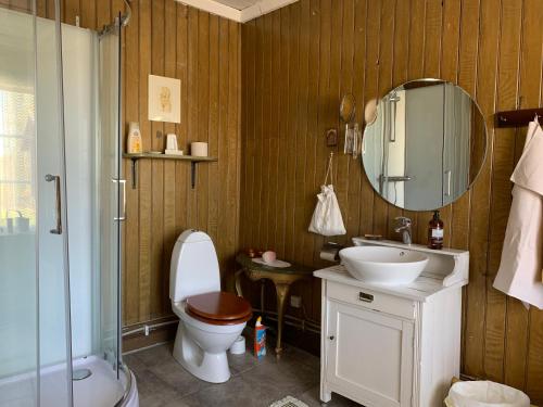 Ένα μπάνιο στο Solberg Inn