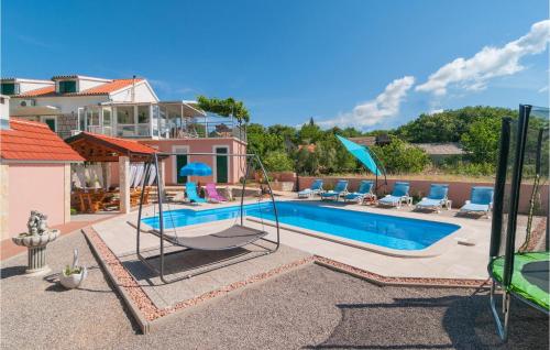 Cozy Home In Zezevica With Sauna