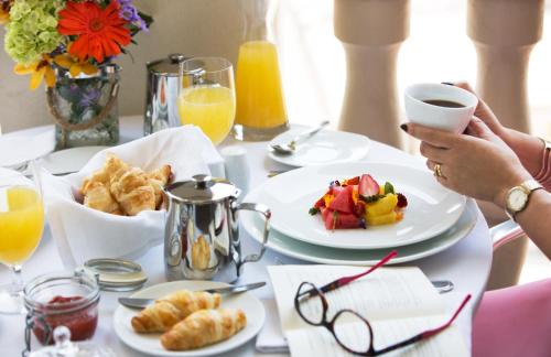 Đồ ăn tại/gần khách sạn