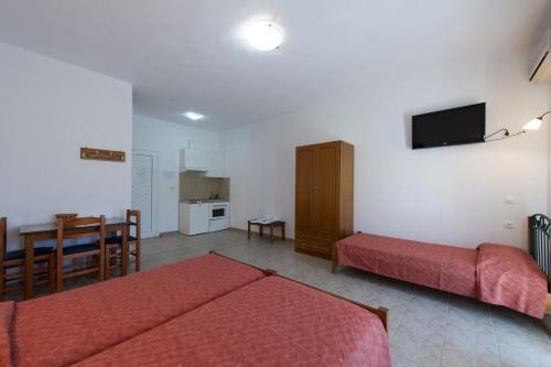 Gallery image of Agios Efrem Studios in Parga