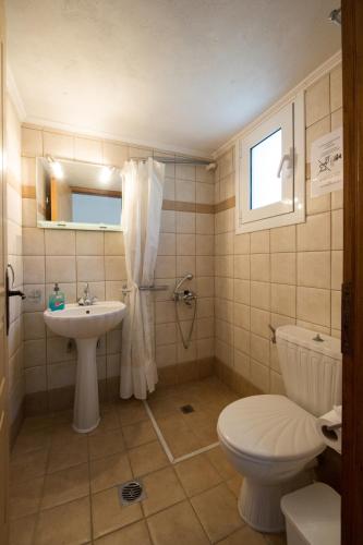 Gallery image of Agios Efrem Studios in Parga
