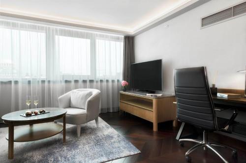 InterContinental Sofia by IHGにあるテレビまたはエンターテインメントセンター