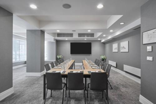InterContinental Sofia by IHGにあるテレビまたはエンターテインメントセンター