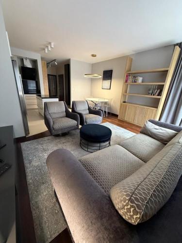 Apartament 3 pokojowy Miasteczko Wilanów 77m2