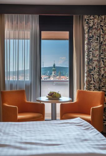 Uma área de estar em Hotel Sopron