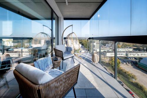 Elite Apartments Beachside Luxury with Balcony