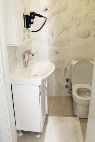 Un baño de Avist Hotel Avcılar